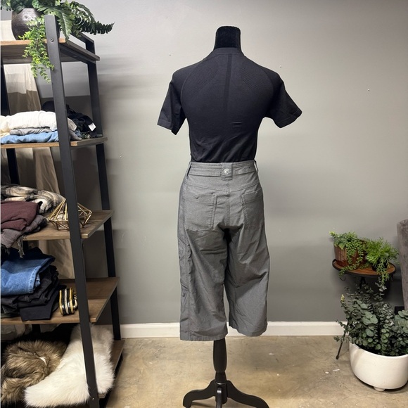 Kuhl Trekr Kapri womens 10 gray travel utility hiking capris gorpcore outdoors - Picture 3 of 9